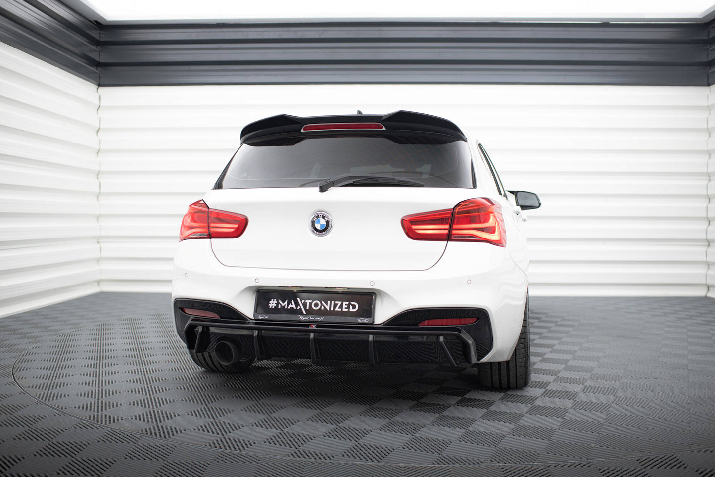 Rear valance v.3 bmw 1 m-pack f20 facelift (version with single exhaust on one side)
