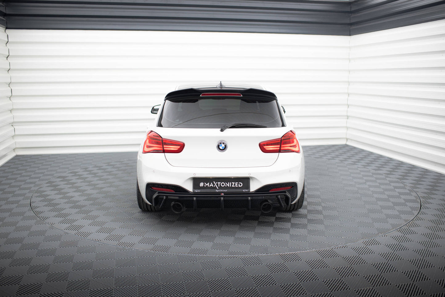 Rear valance v.3 bmw m140i f20 facelift