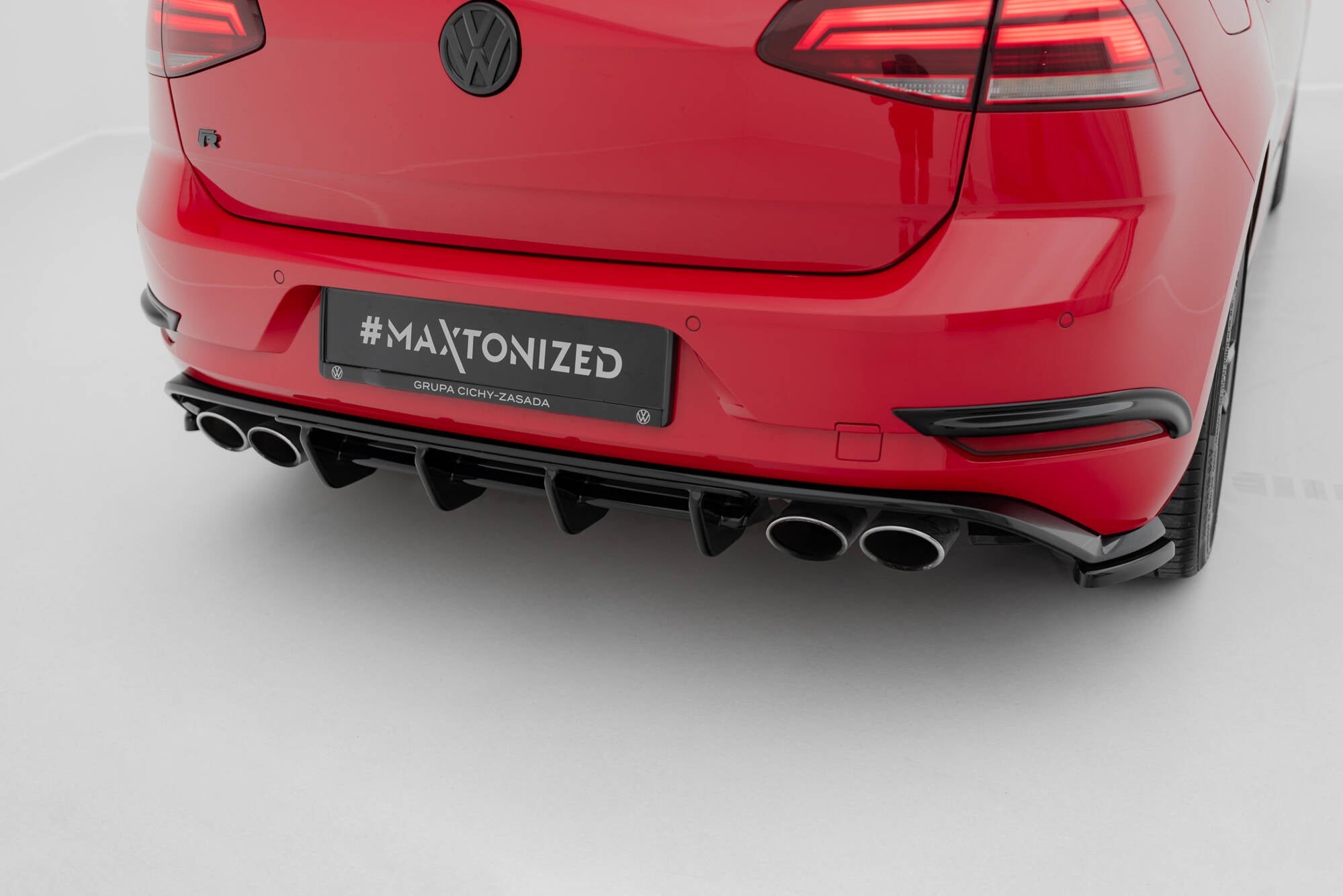 Takavalance Volkswagen Golf R Leathback R Mk7 FaceLift
