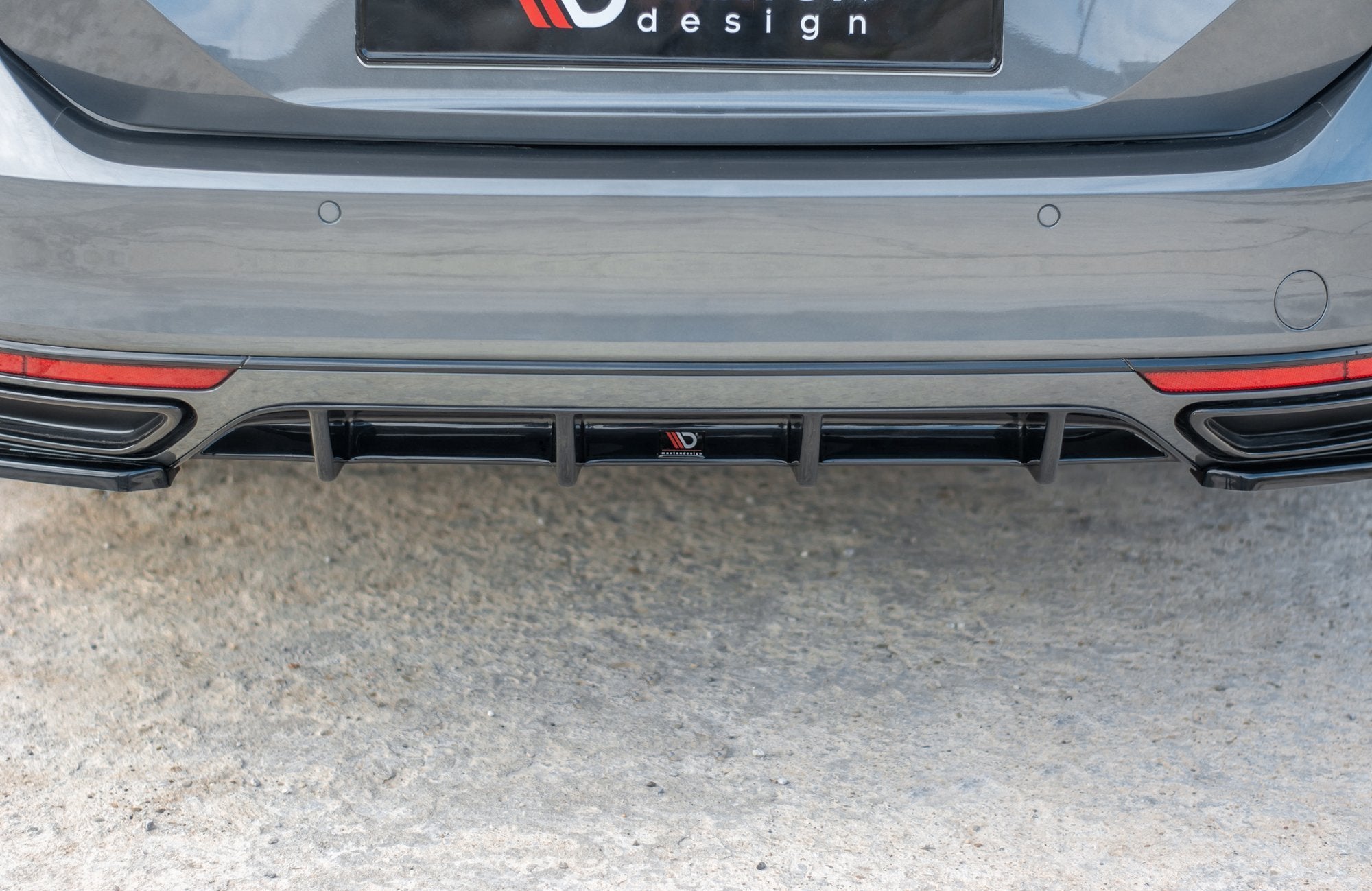 Takavalance Volkswagen Passat R-linja B8