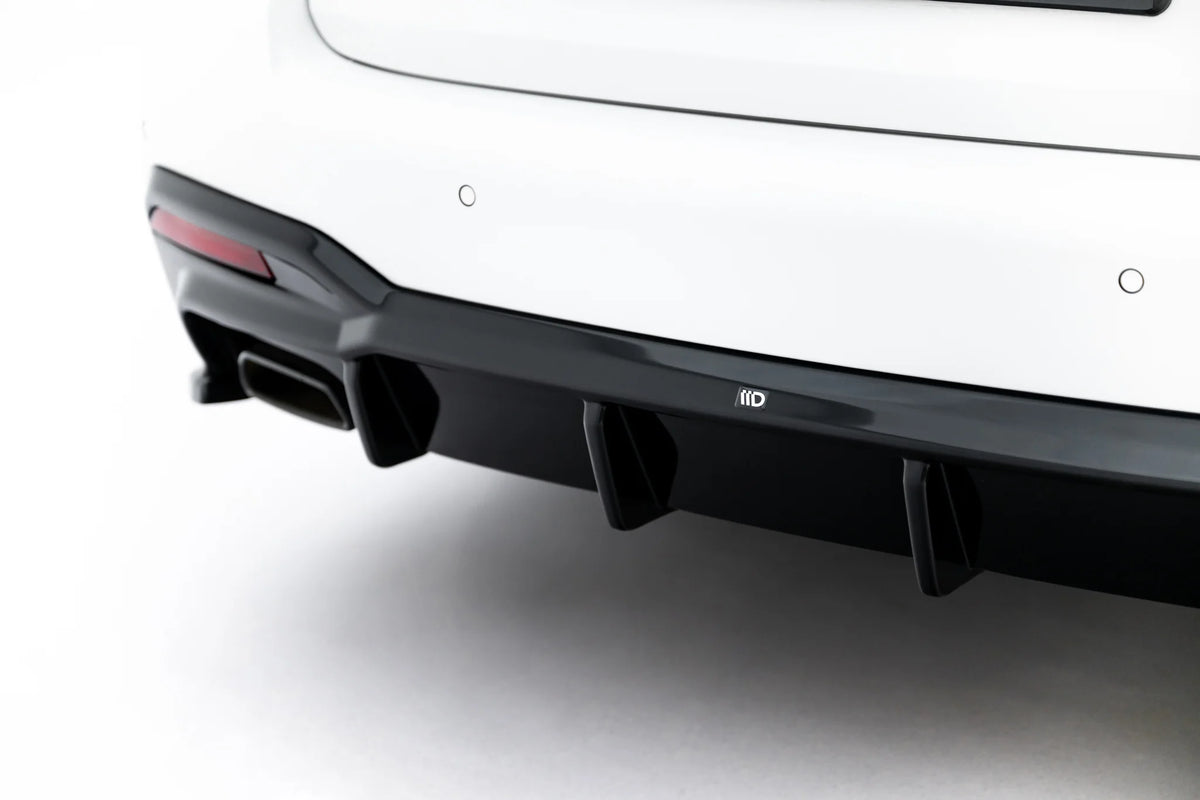 Rear valance suitable for bmw 5 m-pack sedan / touring g30 / g31 / g30 facelift / g31 facelift