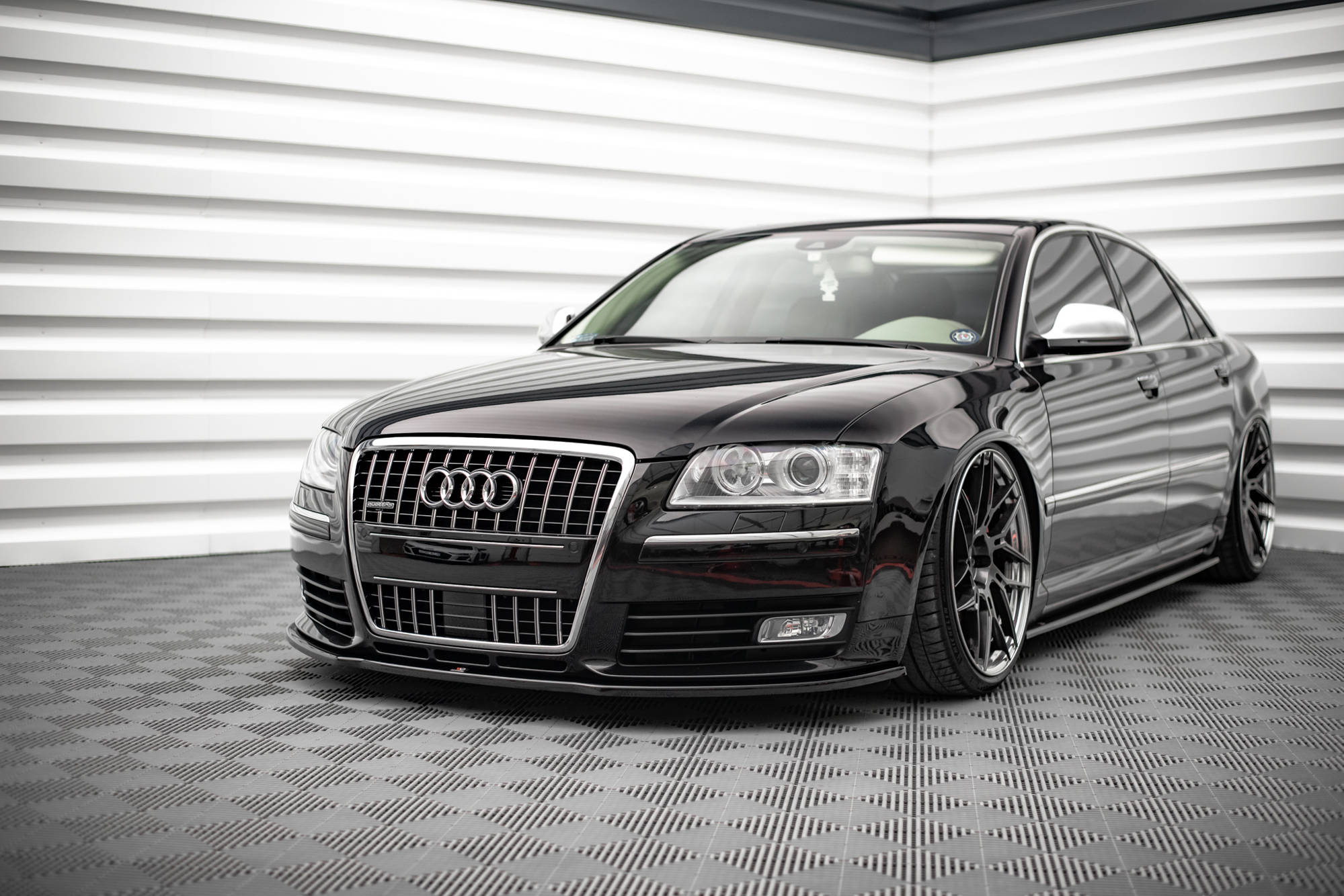 Sivuhameet hajottimet Audi S8 D3