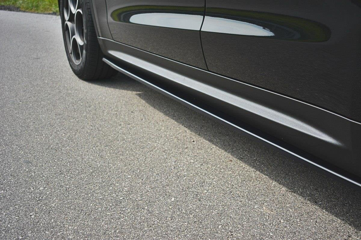 Side skirts diffusers alfa romeo stelvio