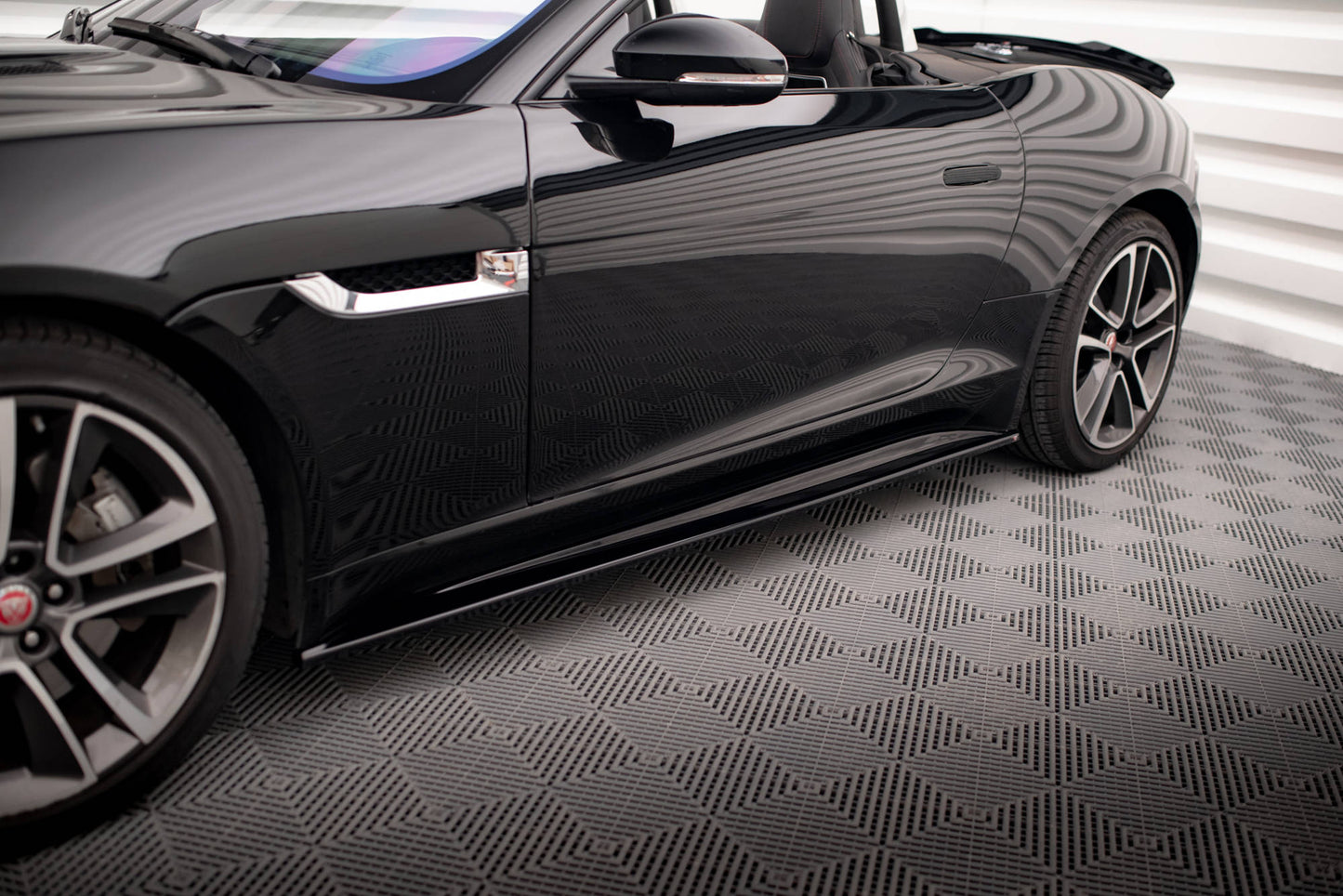 Side skirts diffusers jaguar f-type