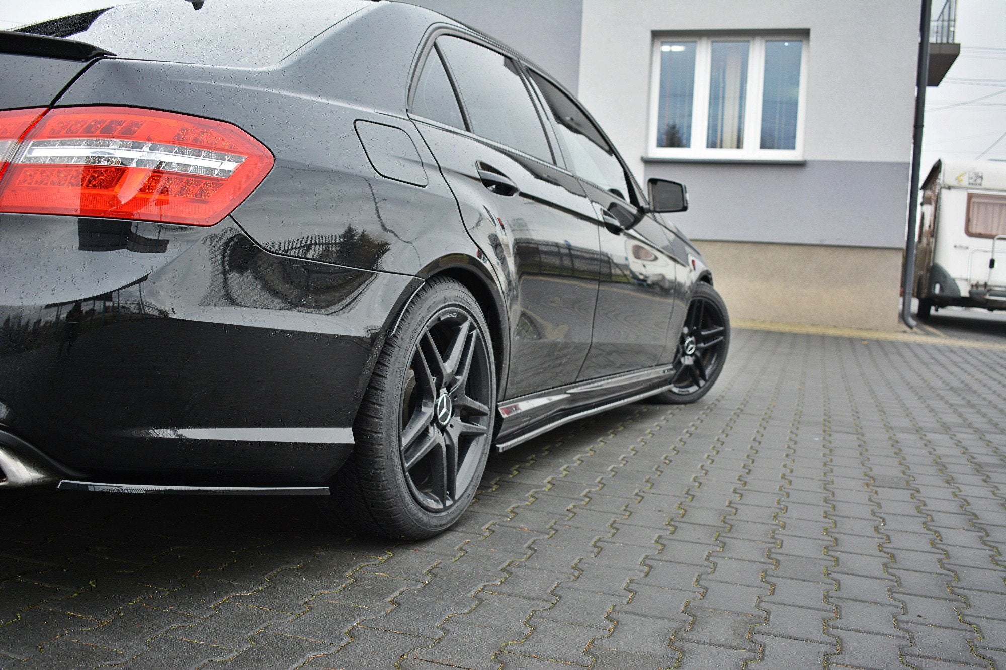 Side skirts diffusers mercedes-benz e63 amg w212