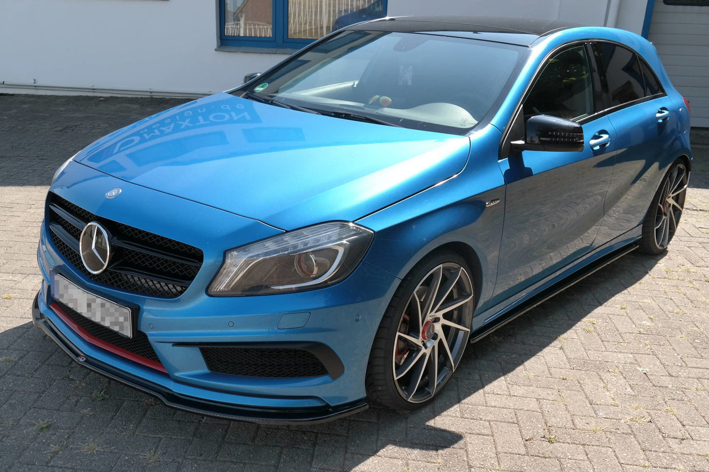 Sivuhameet hajottimet Mercedes-Benz W176 AMG-Line -esitys
