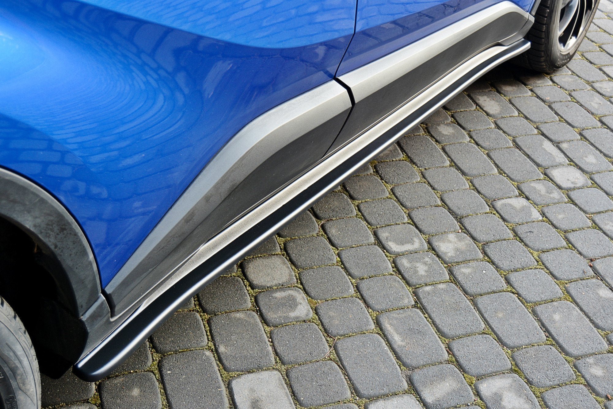 Side skirts diffusers toyota c-hr