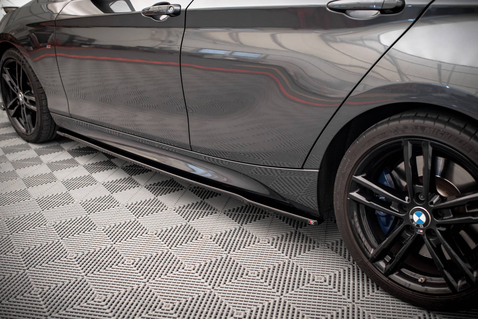 Side Skirts Diffusers v.2 BMW 1 F20 M135I / M140I / M-Pack