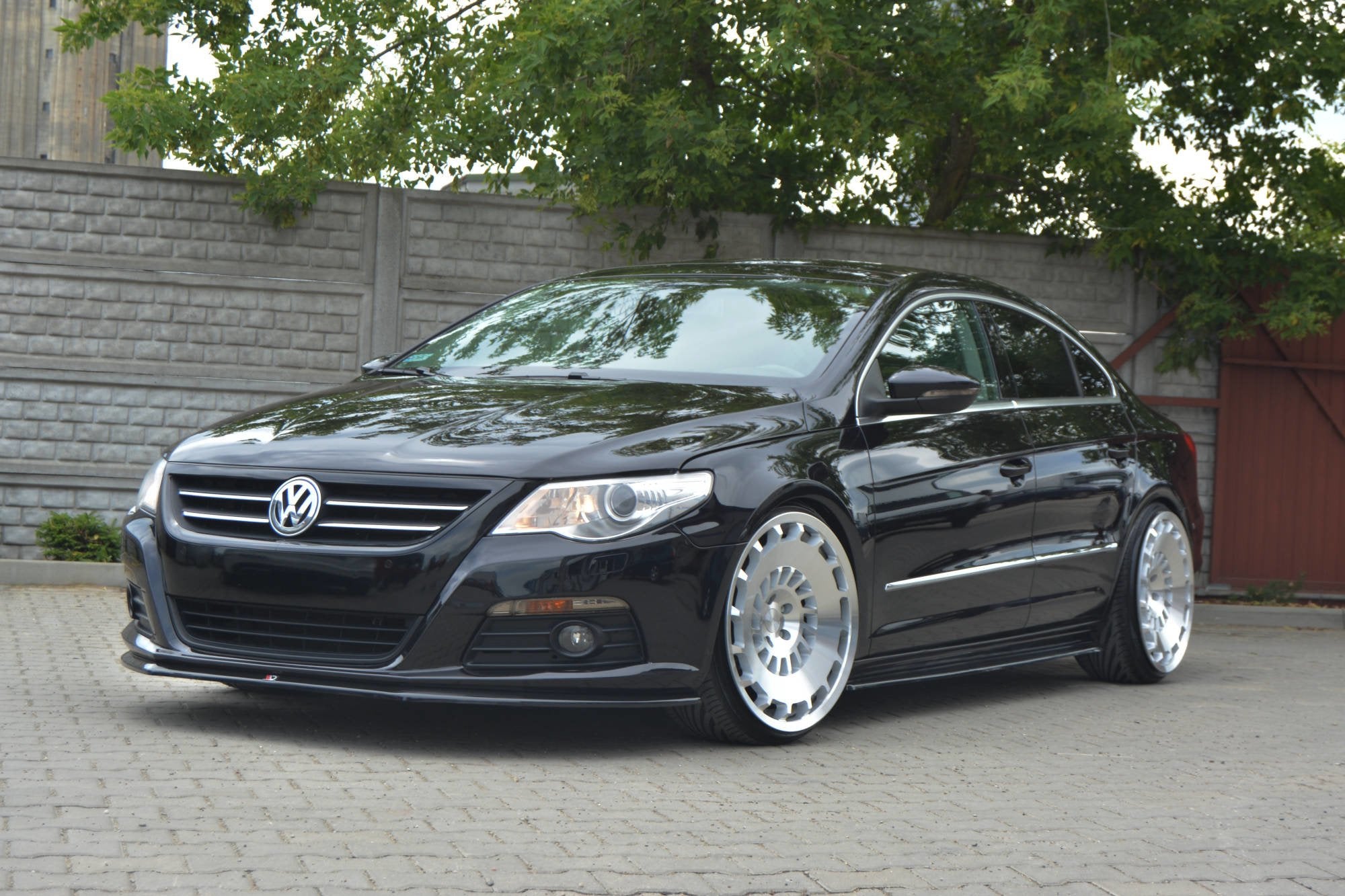 Sivuhameet hajauttajat VW Passat CC -standardi