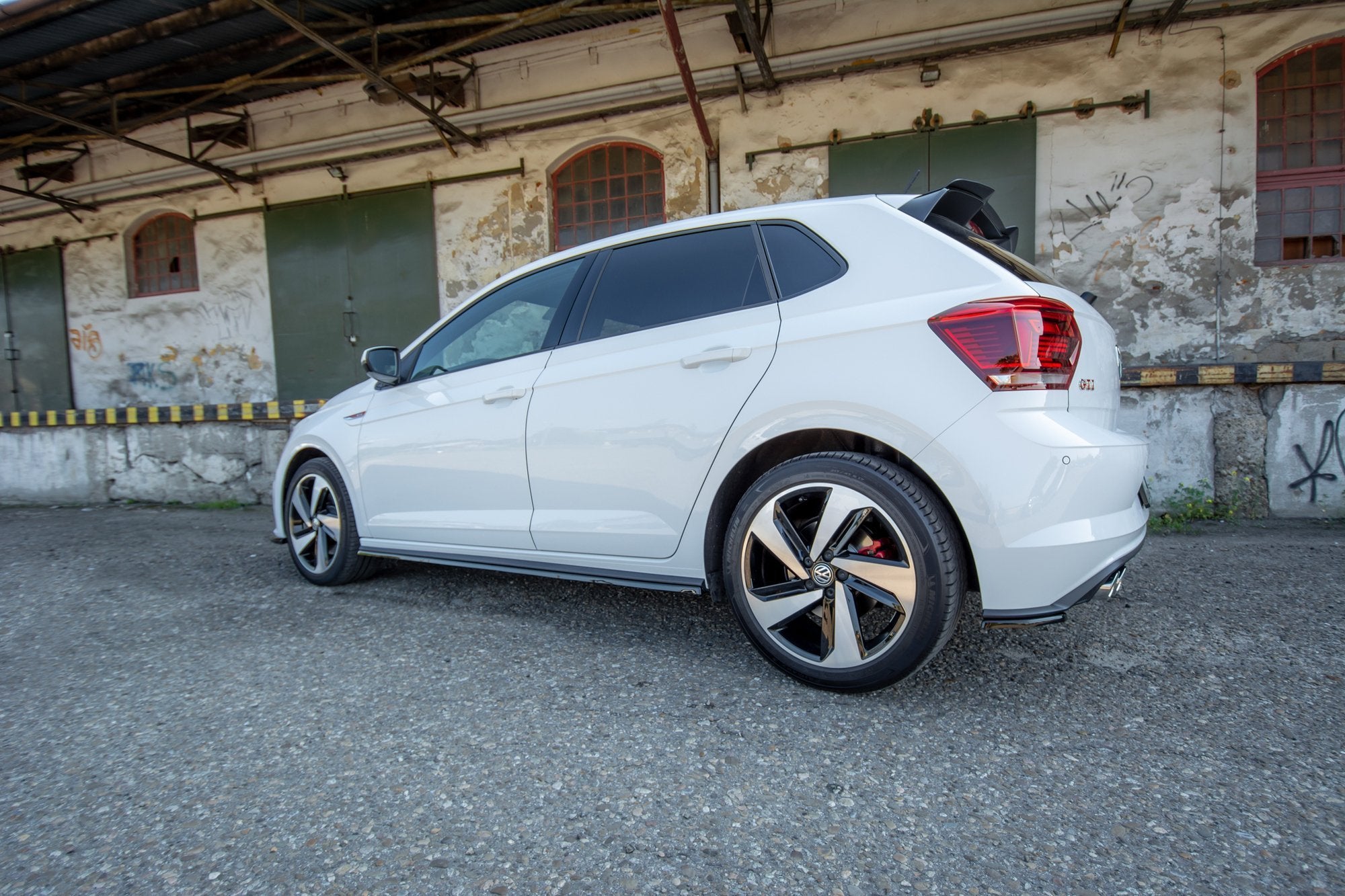 Sivuhameet hajottimet Volkswagen Polo GTI / R-Line MK6
