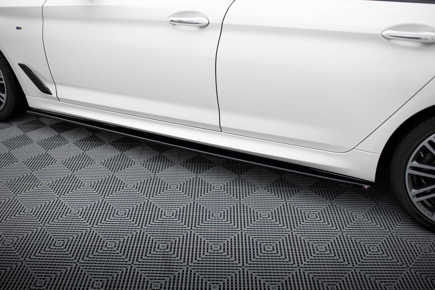 Side Skirts Diffusers for BMW 5 G30/ G31 M-Pack