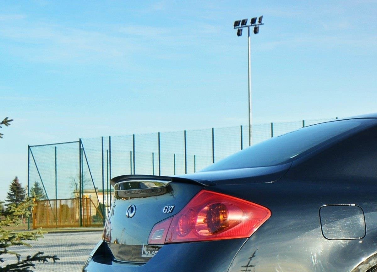 Spoiler cap infiniti g37 siden