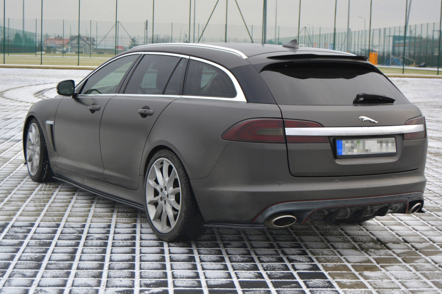 Spoiler cap jaguar xf x250 sportbrake