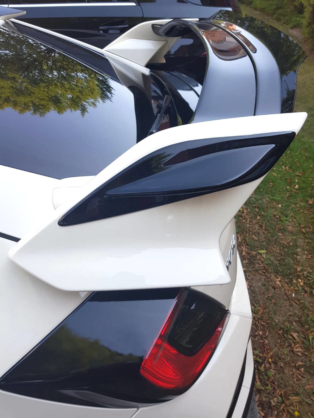 Spoiler side extensions honda civic x type r