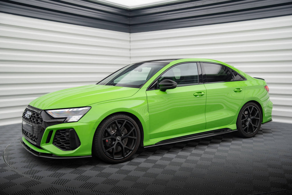 Set od prepreg carbon splitters audi rs3 8y sportback