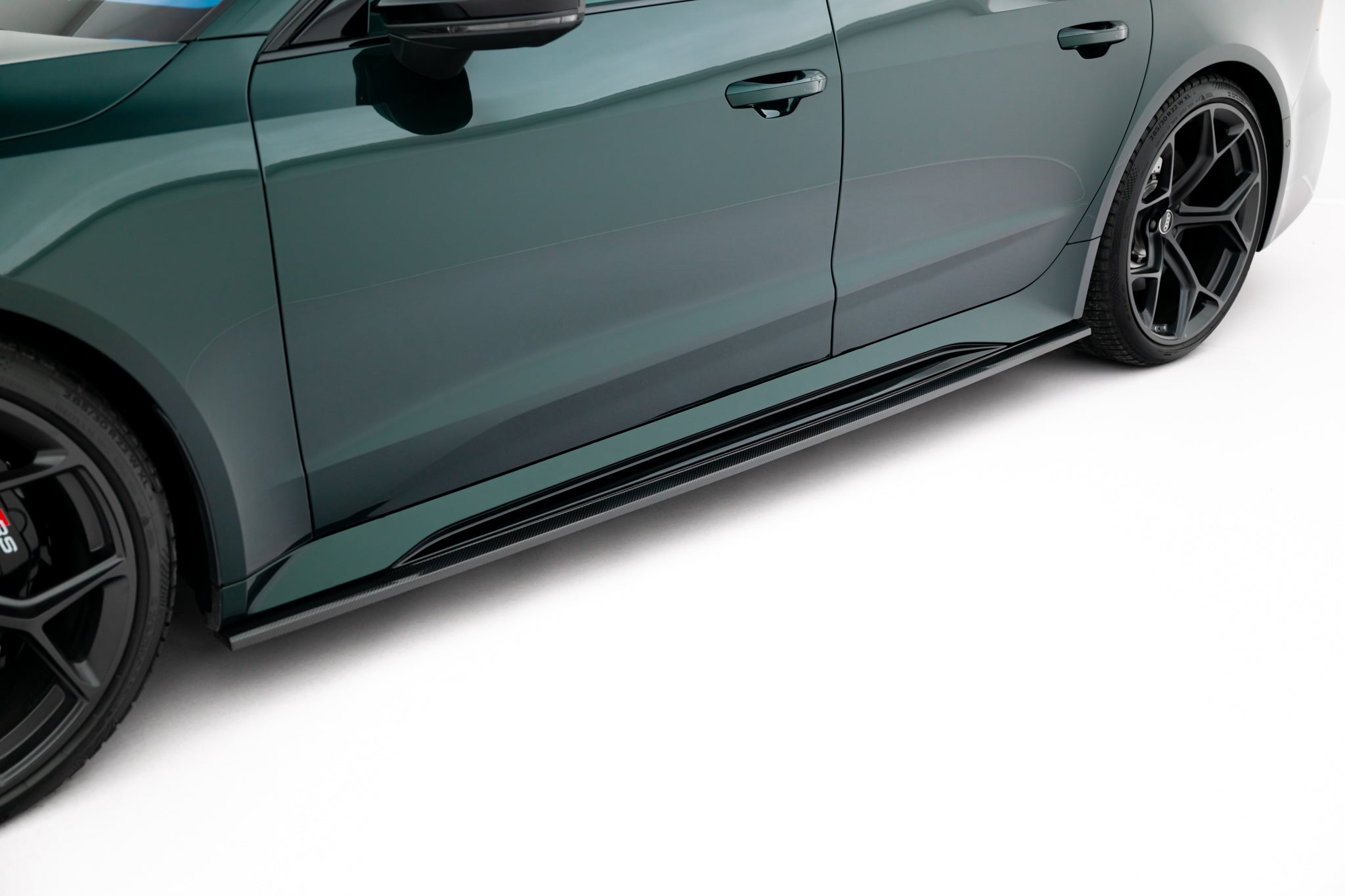 Set of prepreg carbon fiber splitters audi rs7 c8