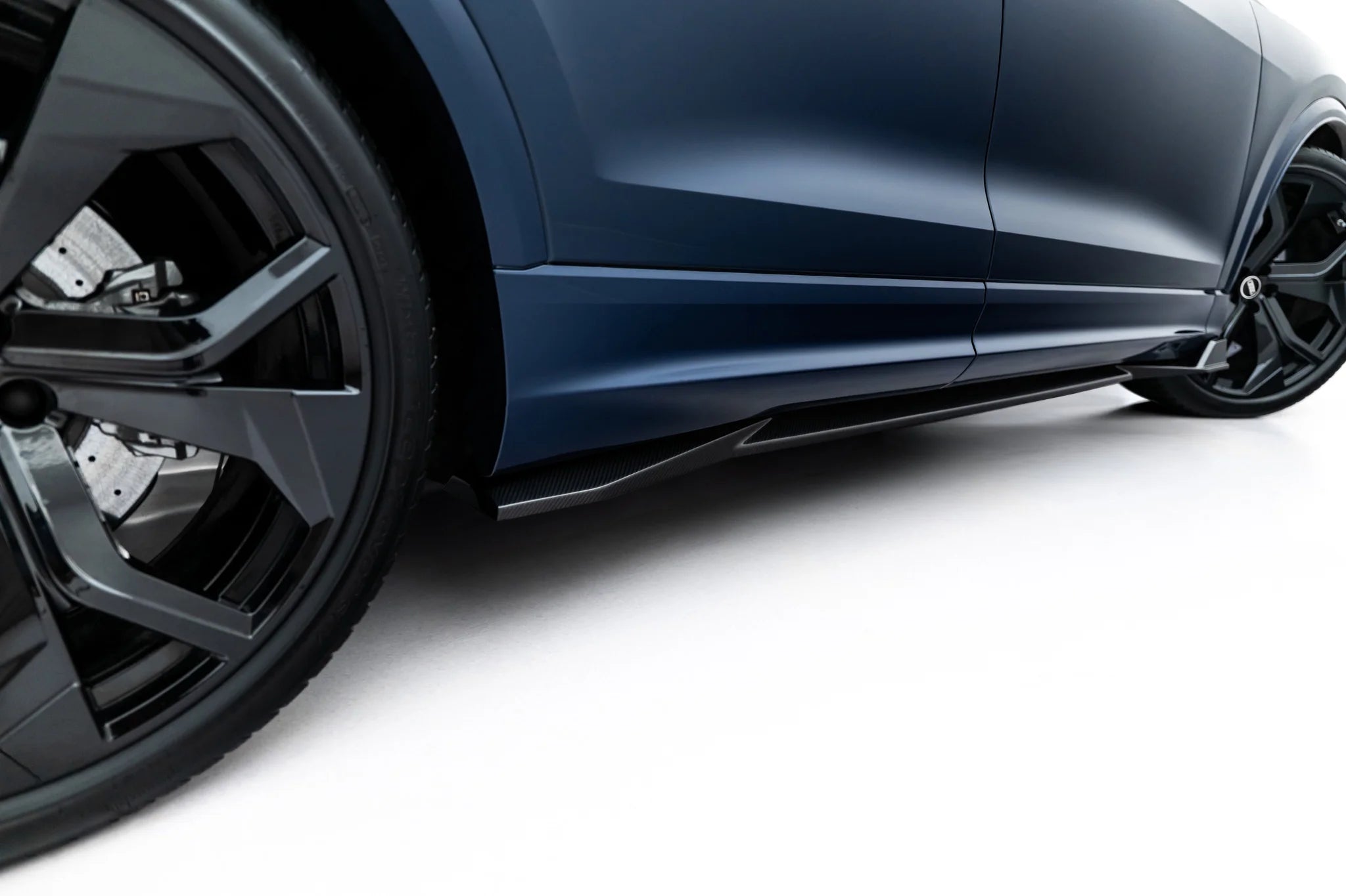 Sett med prepreg karbonfiber splittere audi rsq8 mk1 ansiktsløftning