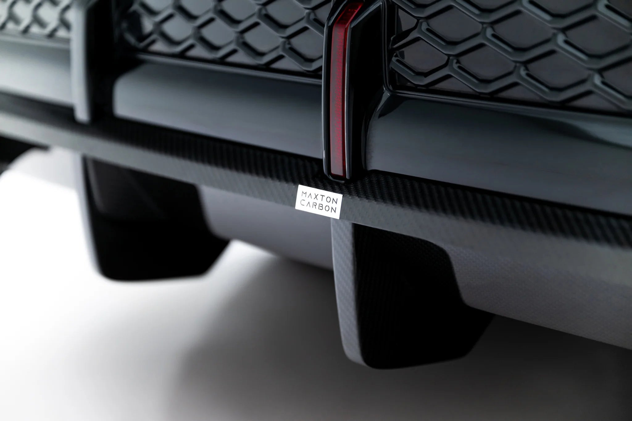 Sett med prepreg karbonfiber splittere audi rsq8 mk1 ansiktsløftning