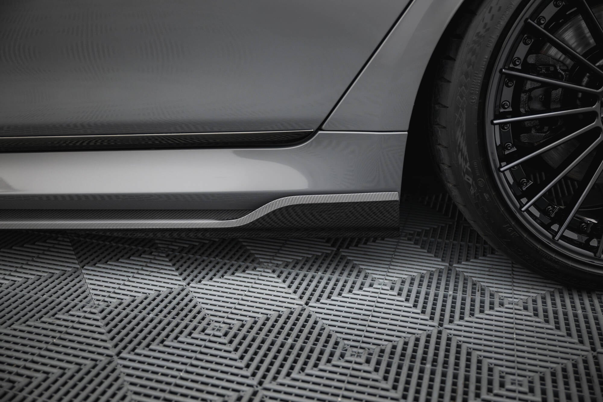Set of prepreg carbon fiber splitters bmw 7 m-pack g11 facelift