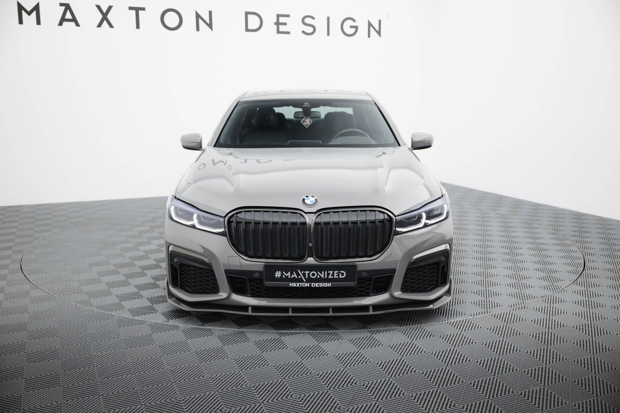 Set of prepreg carbon fiber splitters bmw 7 m-pack g11 facelift
