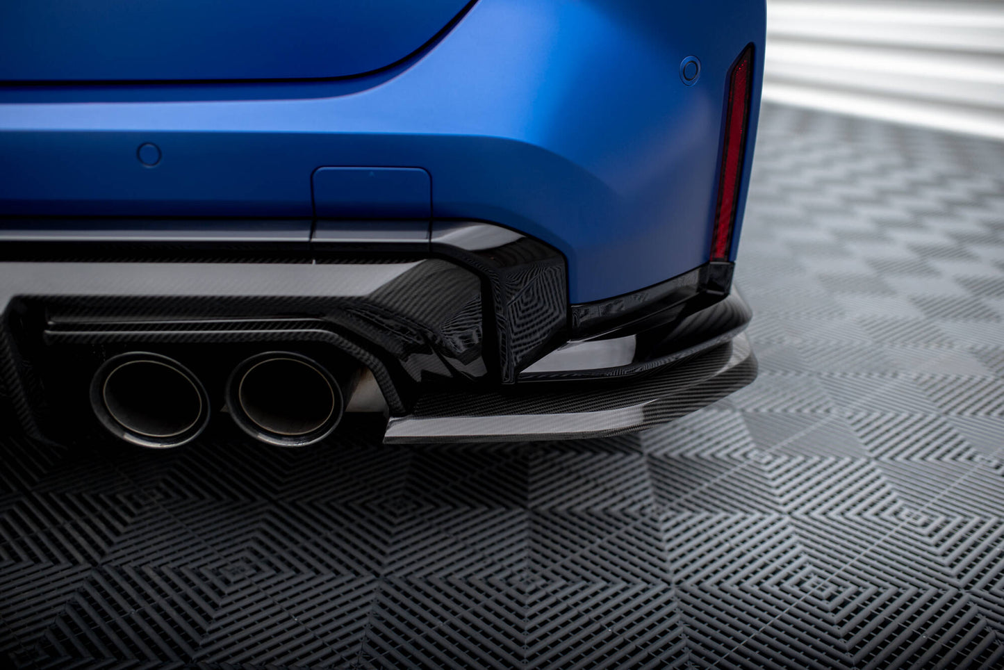 Set of prepreg carbon fiber splitters bmw m3 g81 touring