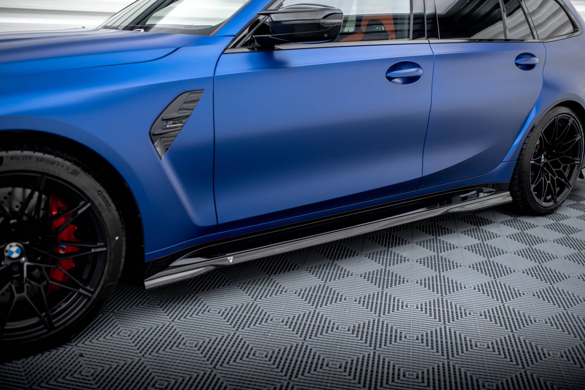 Set of prepreg carbon fiber splitters bmw m3 g81 touring