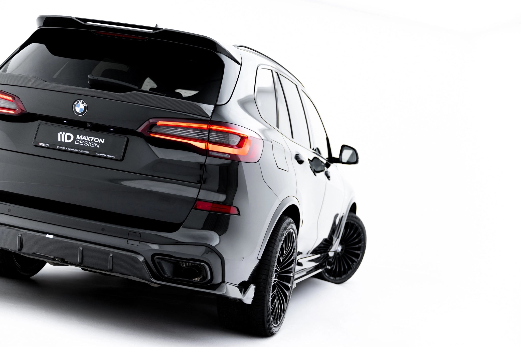 Sæt med prepreg kulfiber splittere til BMW X5 M-pakke G05