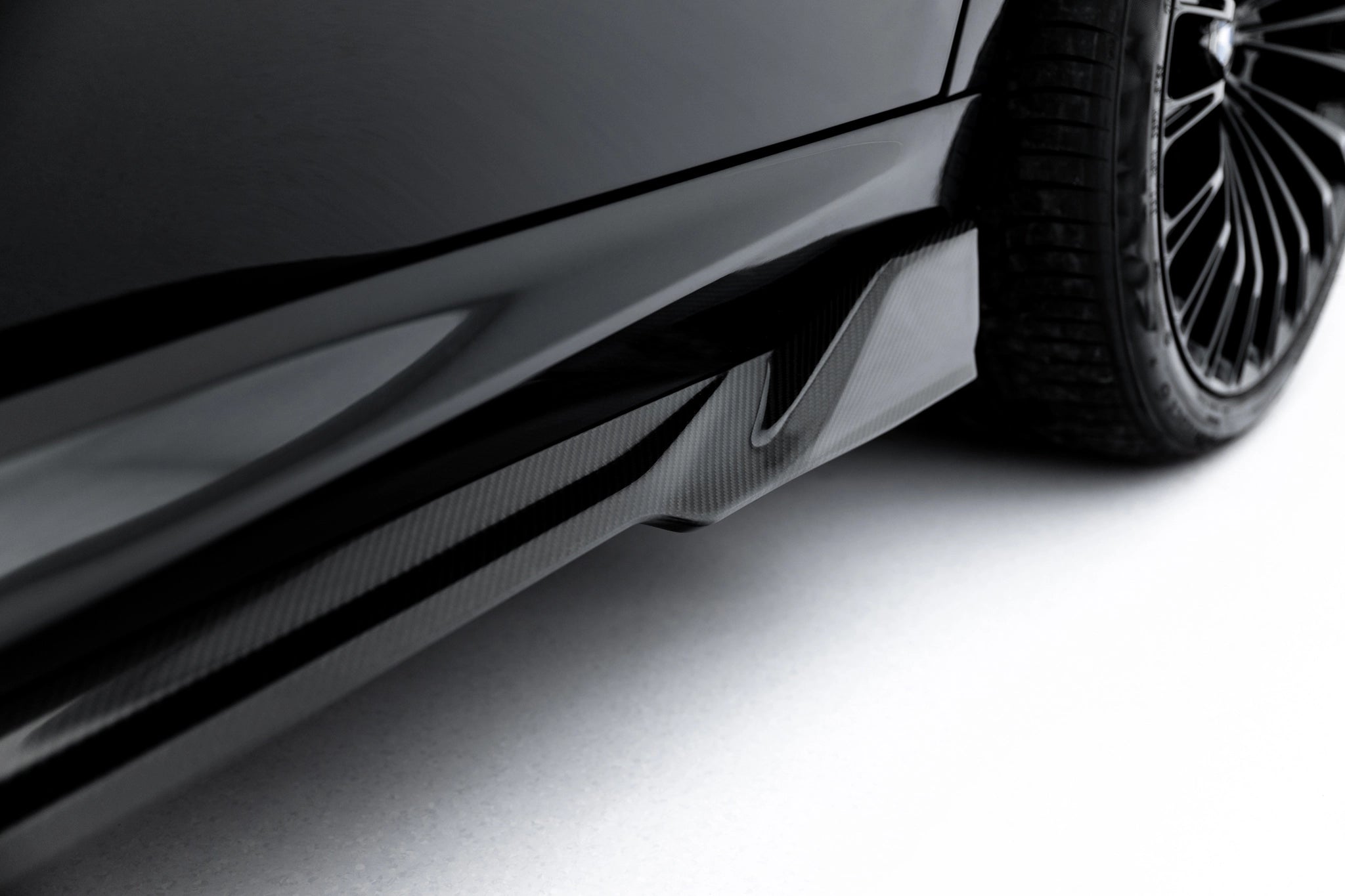 Sæt med prepreg kulfiber splittere til BMW X5 M-pakke G05