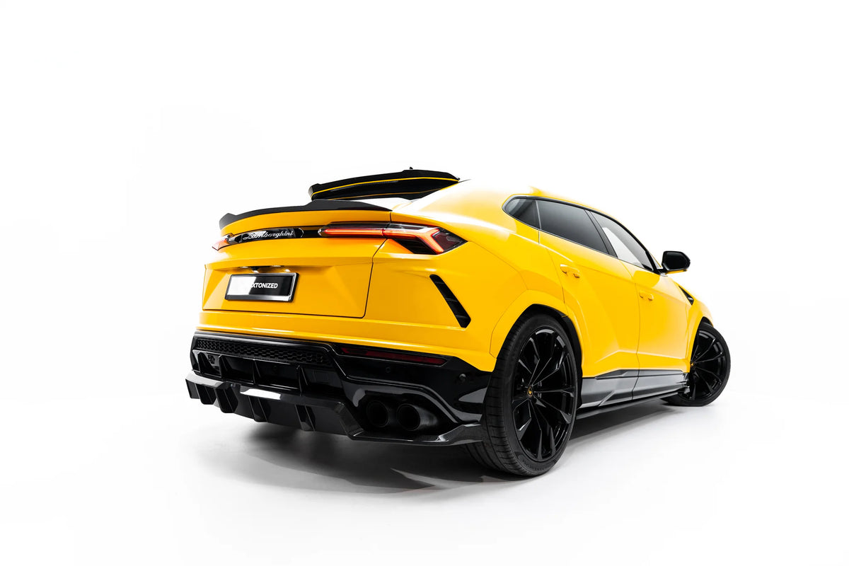 Set of prepreg carbon fiber splitters suitable for lamborghini urus mk1