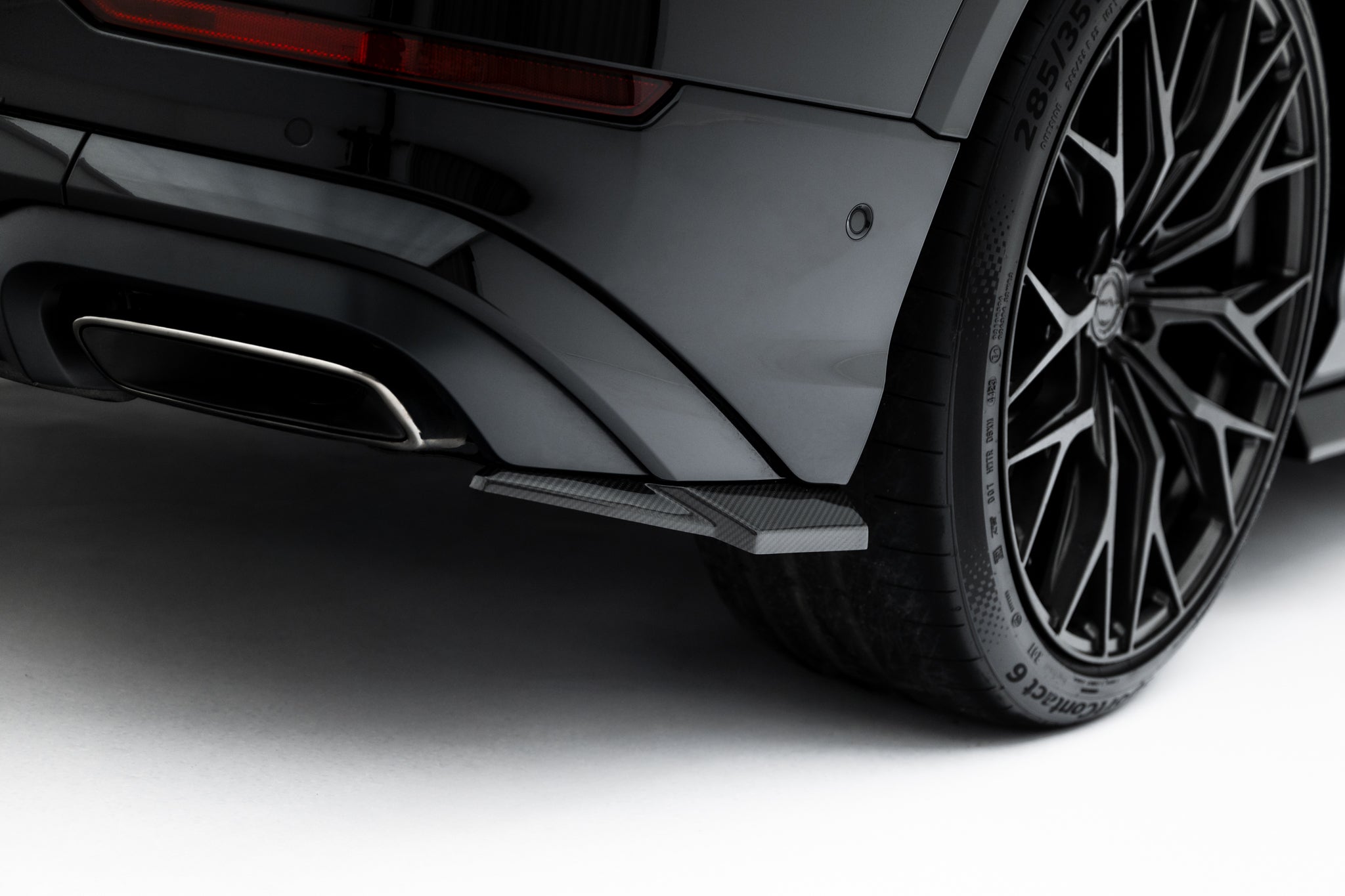 Set of prepreg carbon splitters audi q8 s-line mk1 facelift