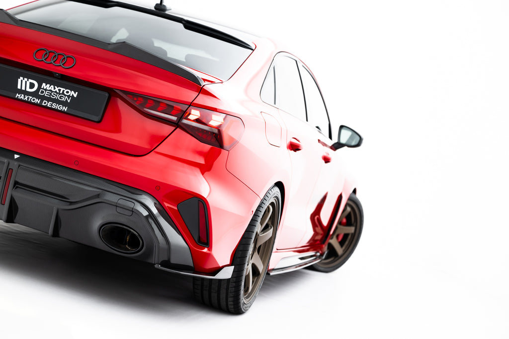 Sæt med prepreg carbon splittere til Audi RS3 sedan 8y facelift
