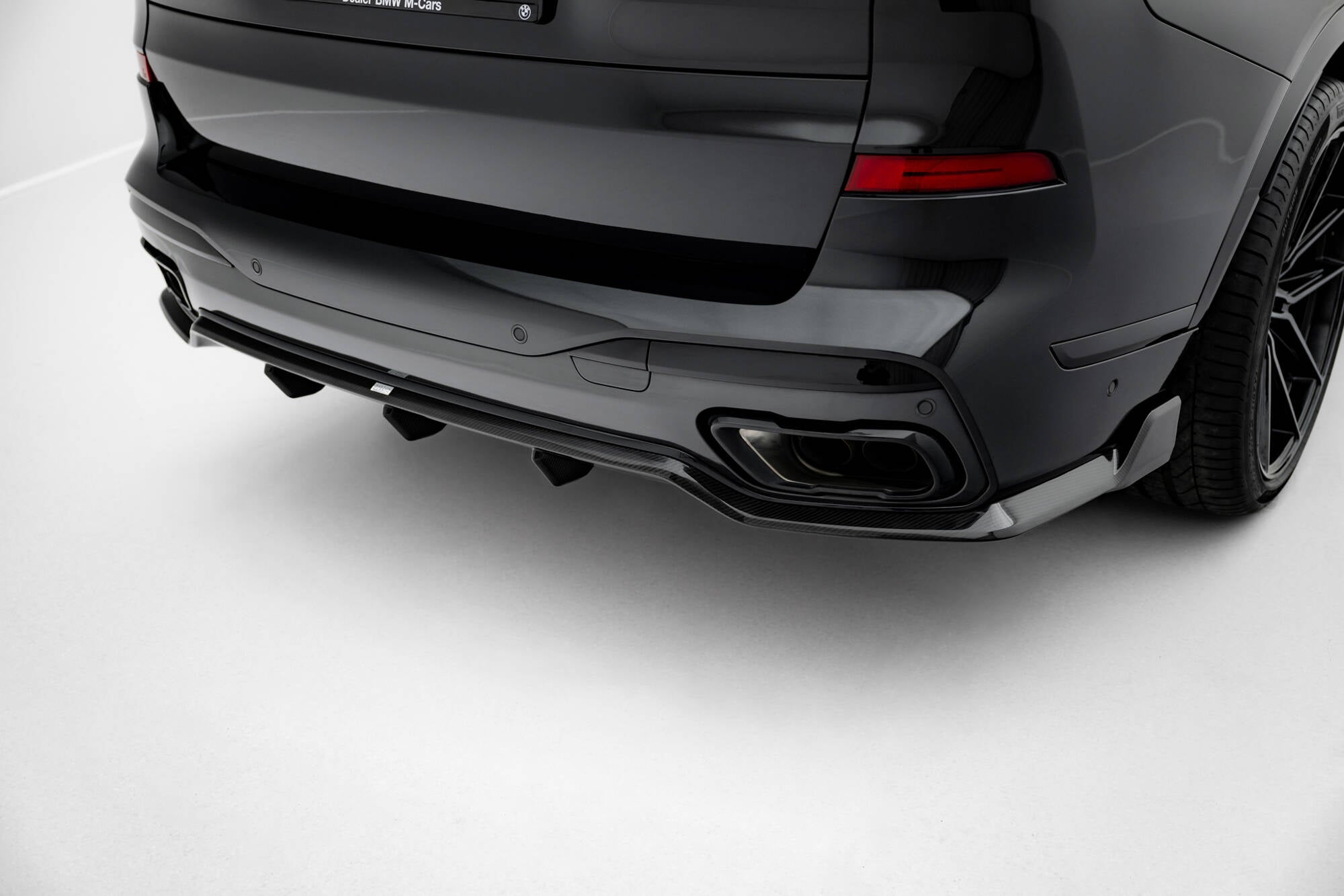 Sæt med Prepreg Carbon Splitters BMW X7 M-Pack G07 Facelift