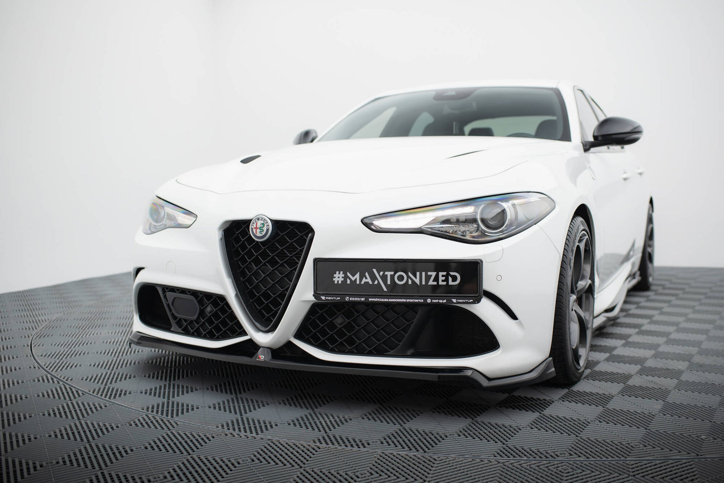 Set of splitters alfa romeo giulia quadrifoglio