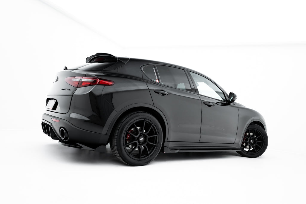Alfa Romeo Stelvio Mk1:n splitterisarja