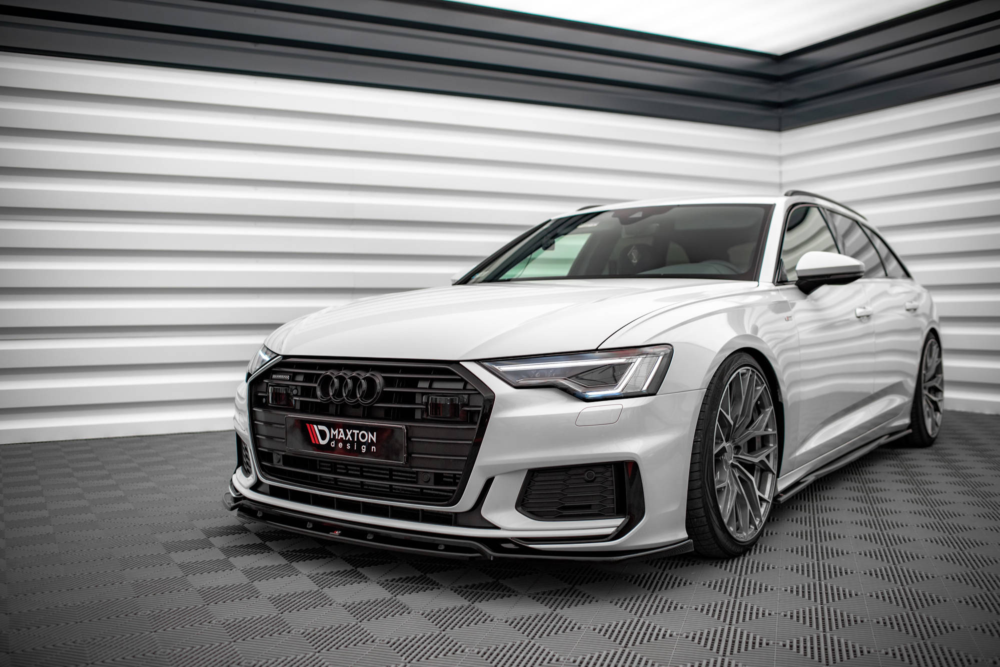 Sæt med splitters Audi A6 S-Line sedan / S6 siden C8