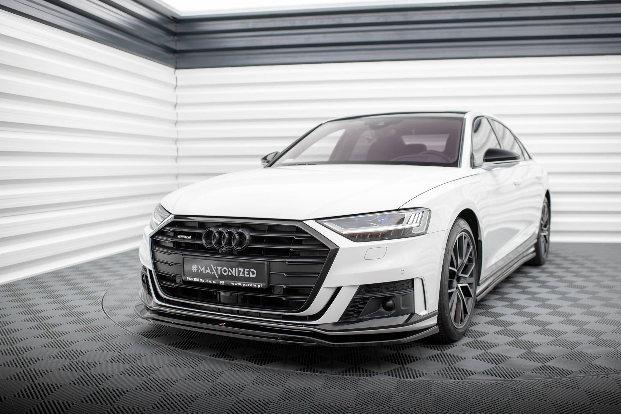 Set of splitters audi a8 s-line d5