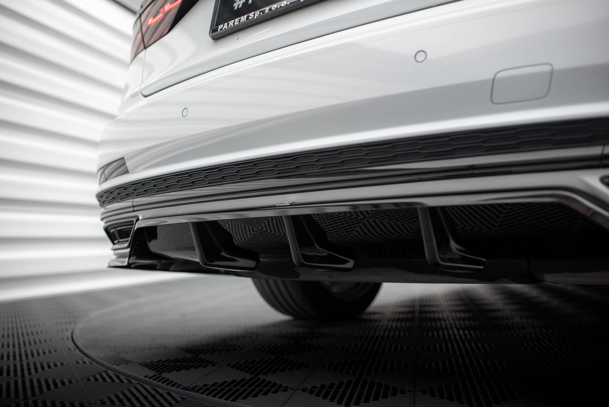 Set of splitters audi a8 s-line d5