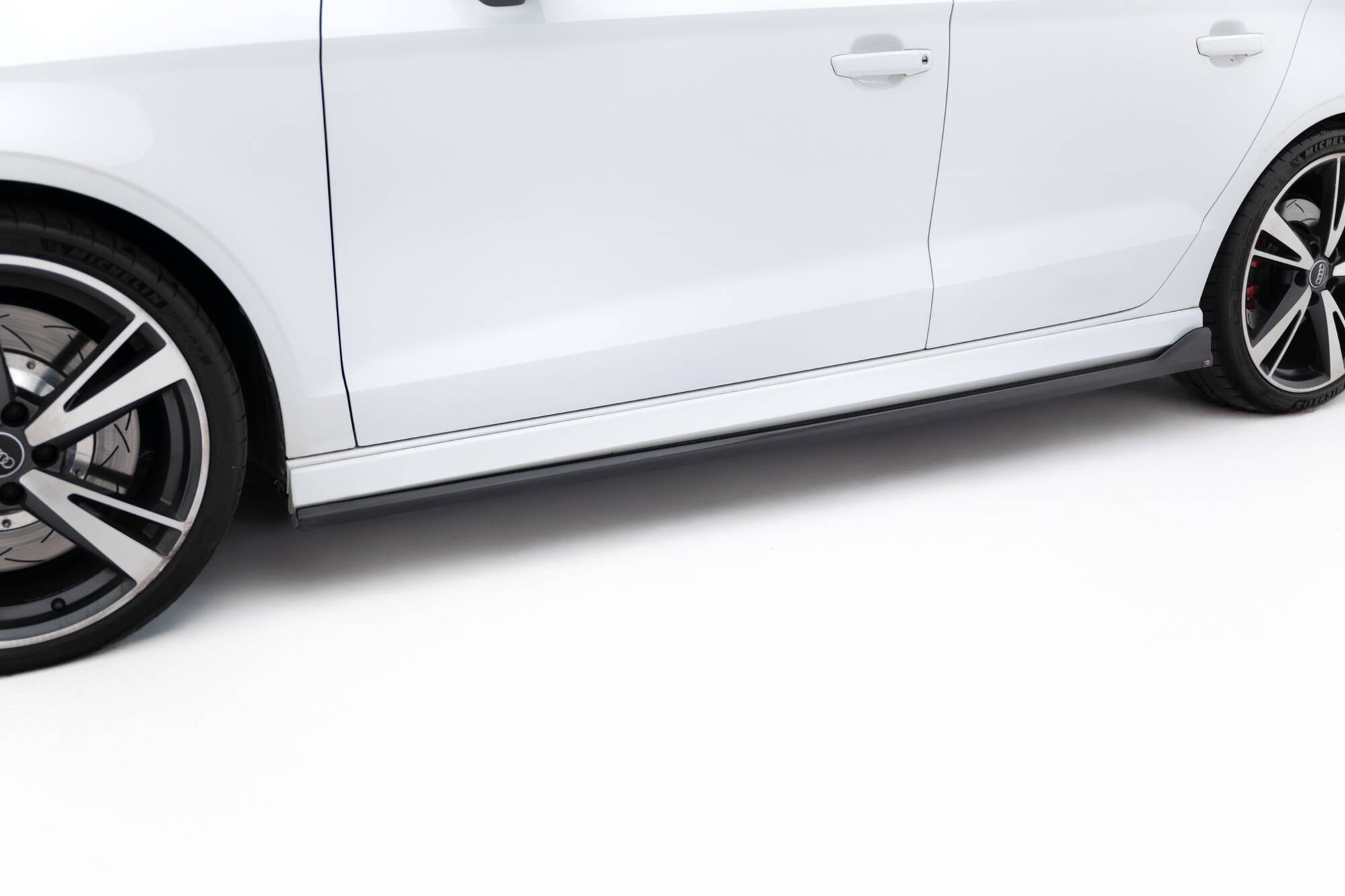 Sæt med splitters Audi RS3 siden 8v ansigtsløftning