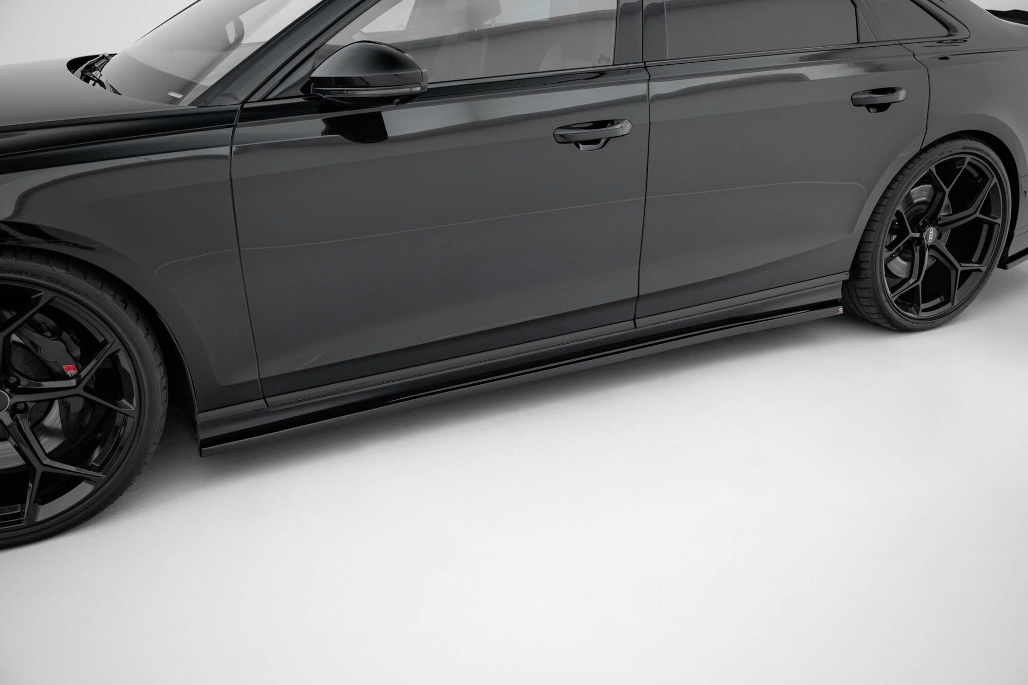 Sæt med splitters Audi S8 D5