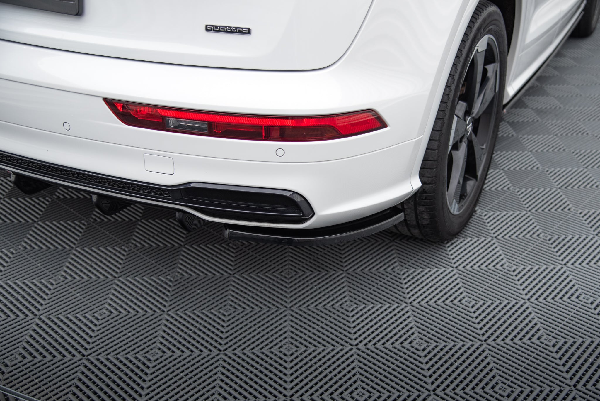 Sæt splittere til Audi SQ5/Q5 S-Line MK2