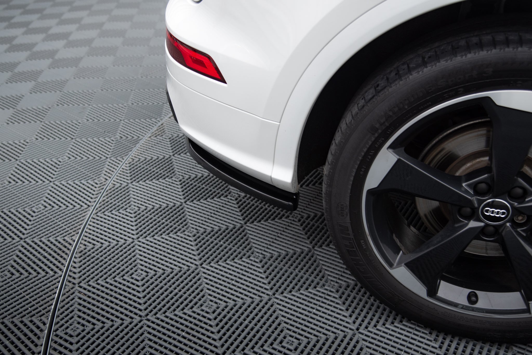 Sæt splittere til Audi SQ5/Q5 S-Line MK2