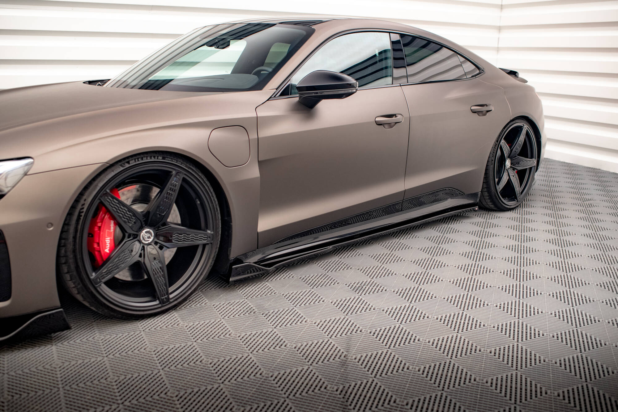 Sarja Splitters Audi E-Tron GT / RS GT MK1