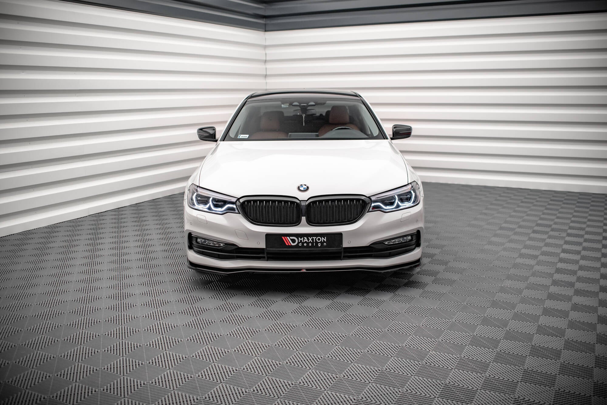 Sæt med splitters BMW 5 siden G30