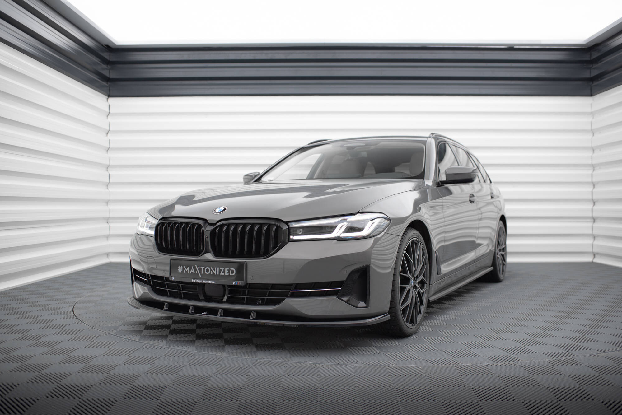Set of splitters bmw 5 touring g31