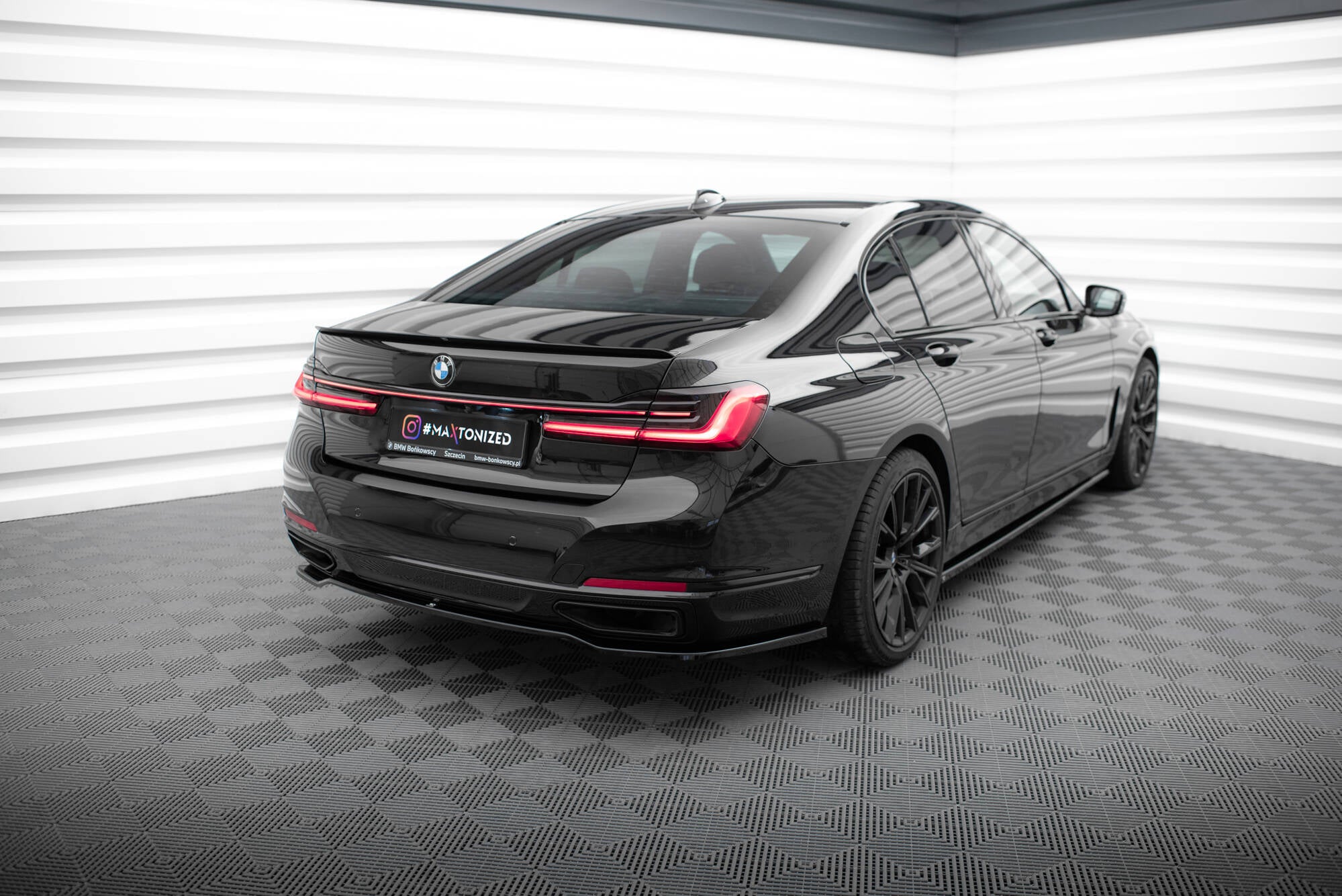 Set of splitters bmw 7 g11 facelift