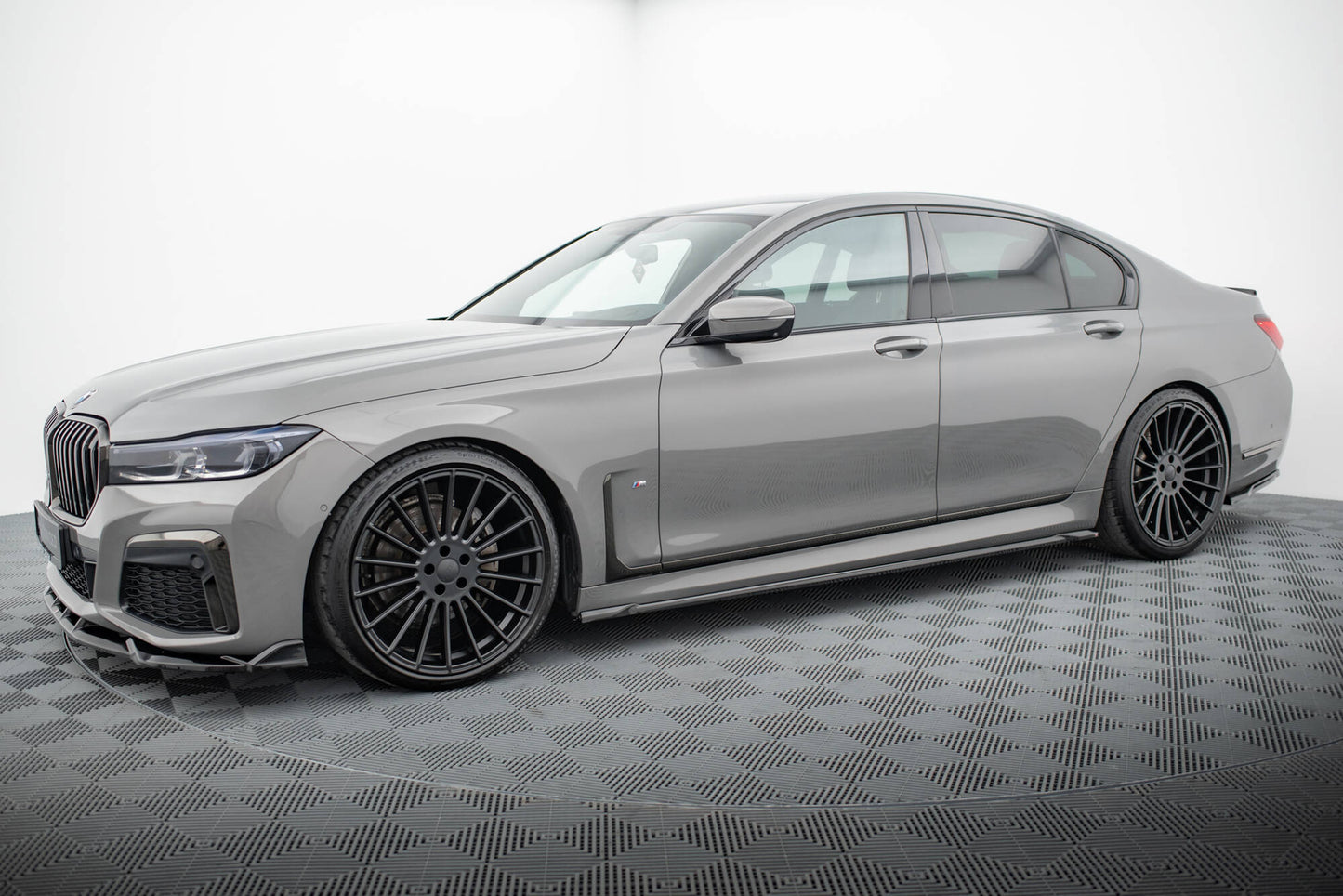Set of splitters bmw 7 g11 m-pack facelift