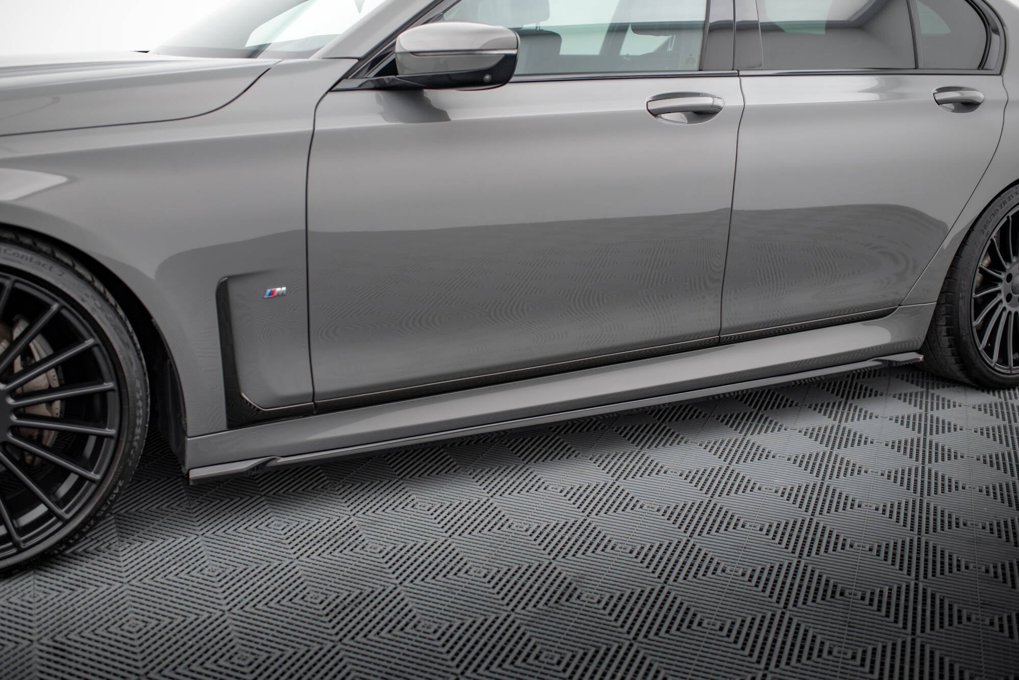 Sarja Splitters BMW 7 G11 M-Pack FaceLift