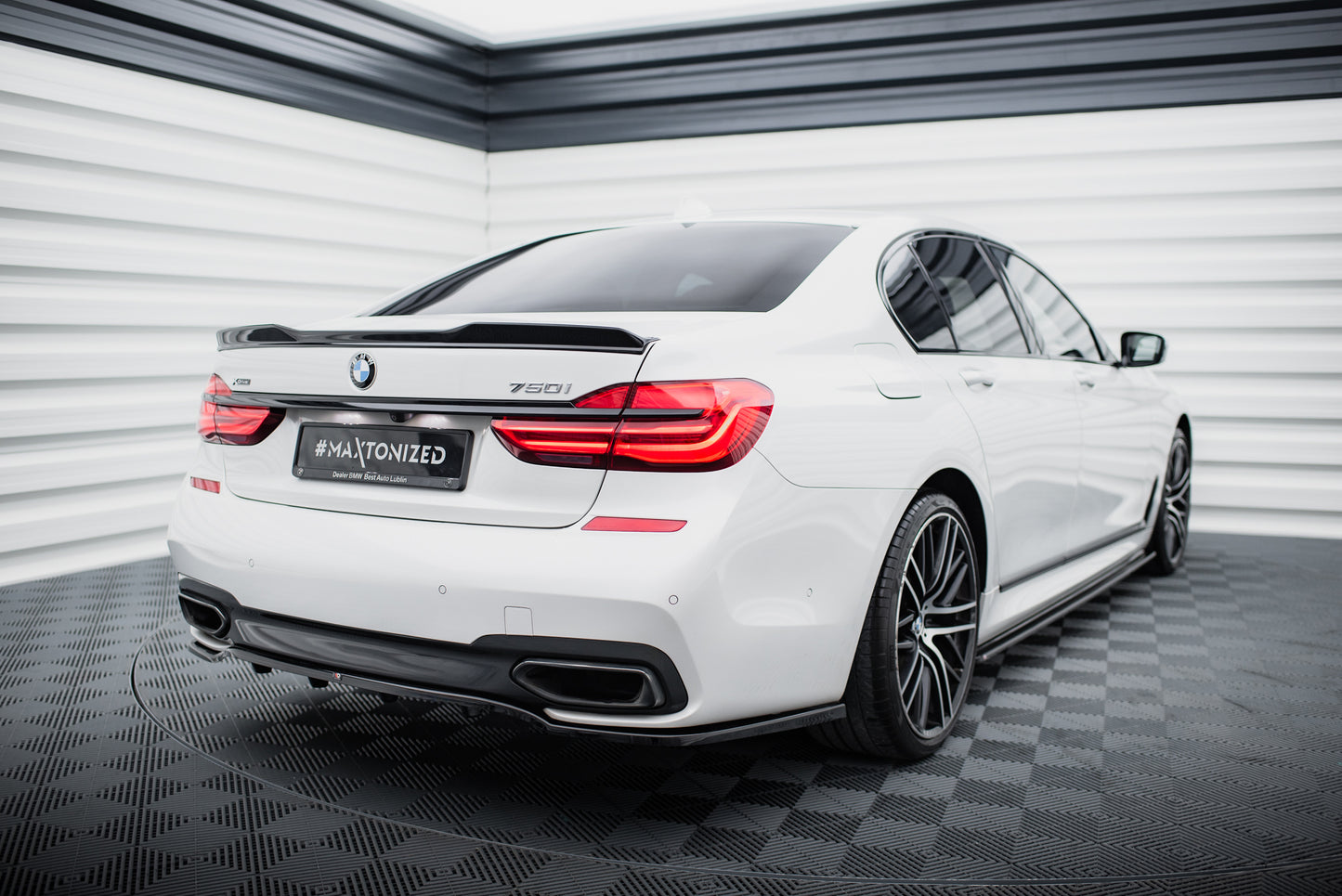 Set of splitters bmw 7 m-pack g11