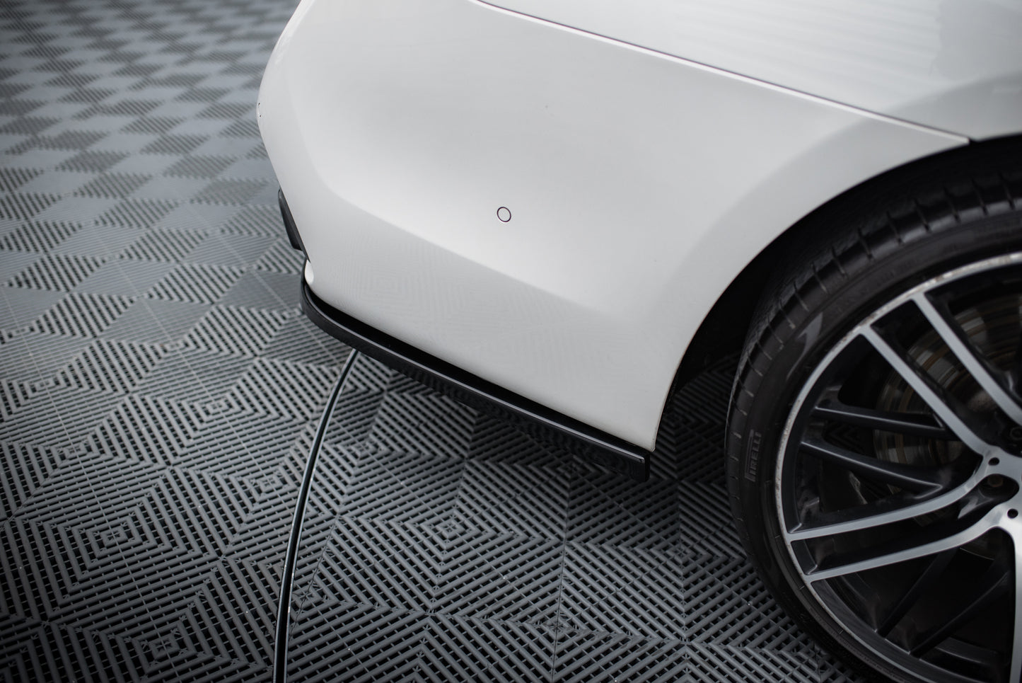 Set of splitters bmw 7 m-pack g11