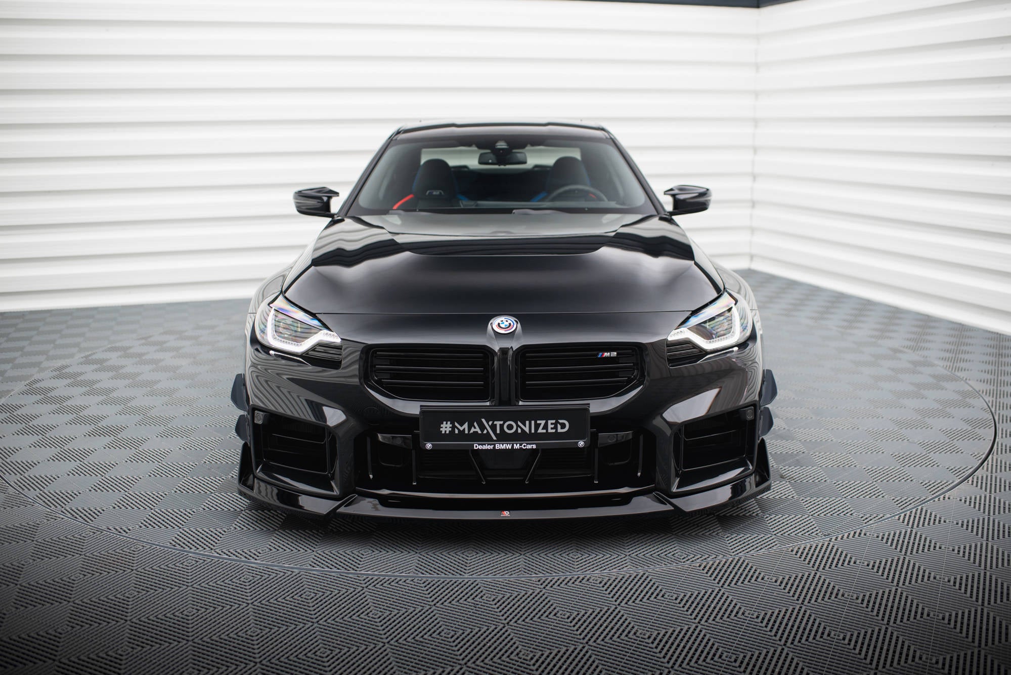 Sarja jakajamerkki BMW M2 G87